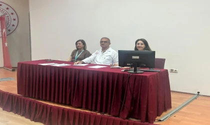 Hastanede Çalışanlara Yönelik Değerlendirme Toplantısı