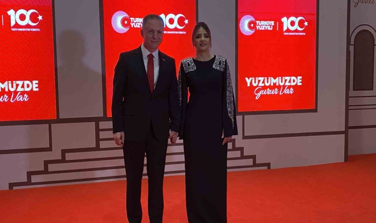 İstanbul Valiliği tarafından Cumhuriyetin 100. yılına özel “Bayramlaşma Programı” düzenlendi