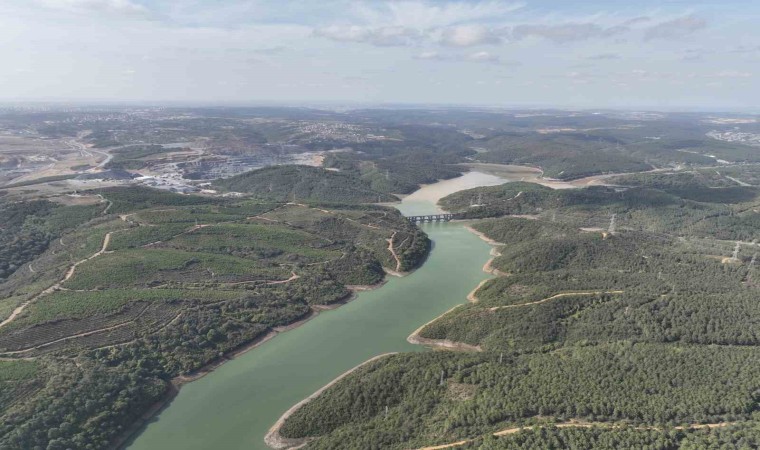 İstanbul’da barajlardaki su seviyesi yüzde 20’nin altına düştü: Alibey Barajı’ndaki suyun rengi değişti