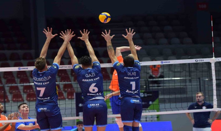 Arkas Spor, CEV Kupası’nda son 32 turuna yükseldi