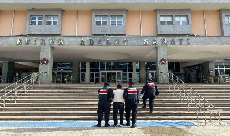 Edirne’de 9 yıl 5 ay cezası olan hükümlü yurt dışına kaçarken yakalandı