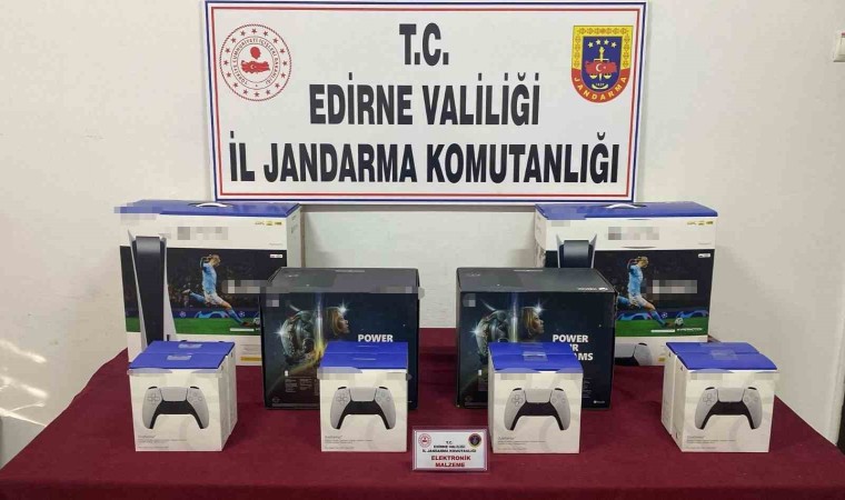 Edirne’de kaçak oyun konsolları ele geçirildi