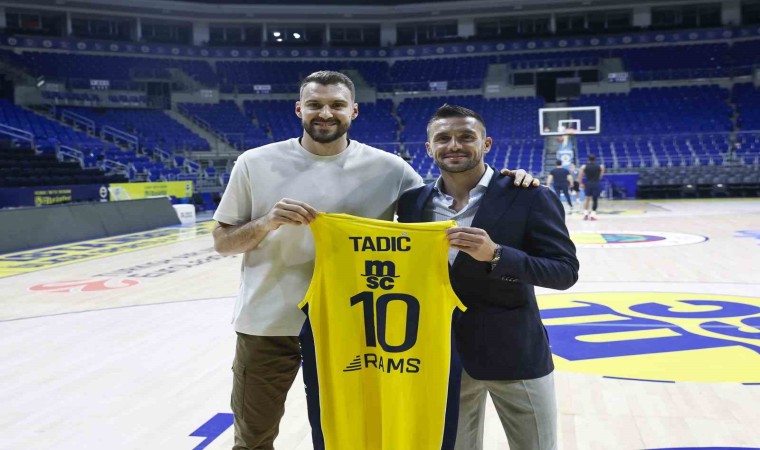 Fenerbahçe’nin Sırp sporcuları Tadic ile Guduric, bir araya geldi