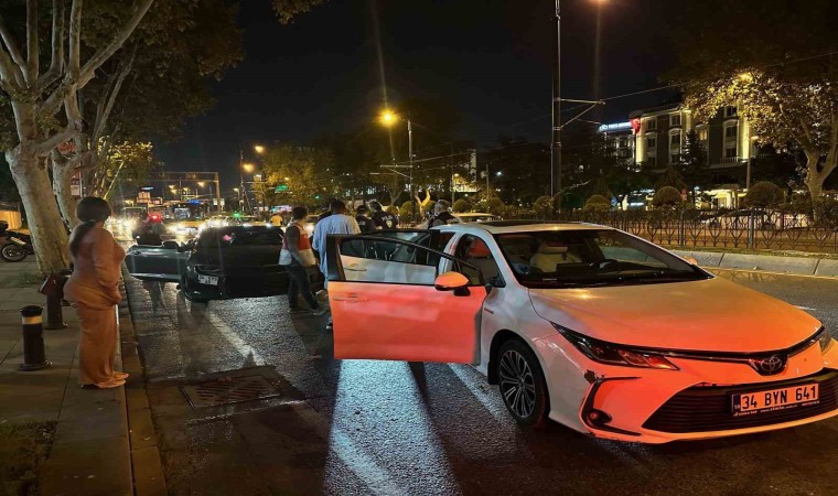 İstanbul’da ”Huzur” uygulaması: Araçlar didik didik arandı