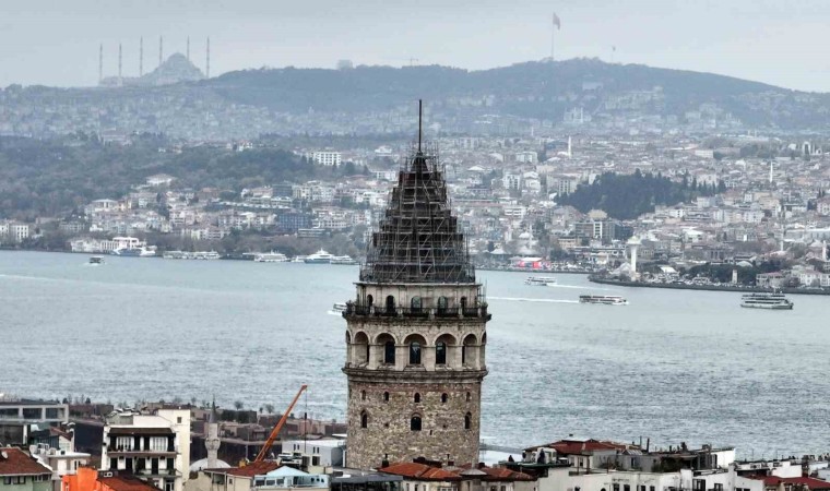 674 yıllık Galata Kulesi alemsiz kaldı