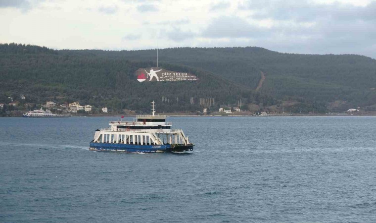 Bozcaada ve Gökçeada’ya yarınki tüm feribot seferlerine iptal edildi