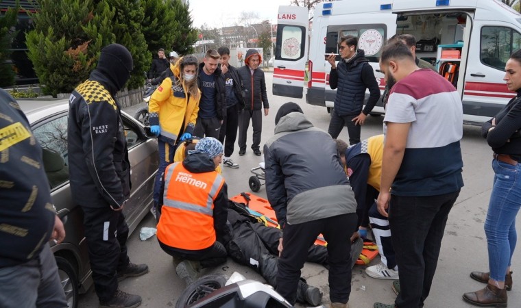 Edirne’de motosiklet ile otomobil çarpıştı: 1 yaralı