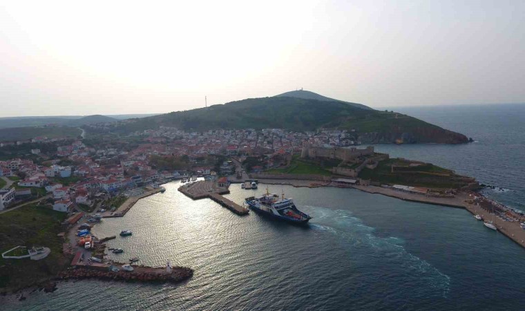 Turizm merkezi Bozcaada yılbaşında tatilcilerin gözdesi oldu