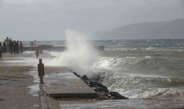 Çanakkale Valiliği’nden fırtına uyarısı