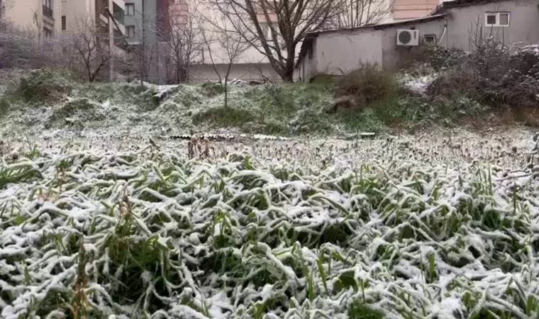 Çerkezköy beyaz örtüyle kaplandı