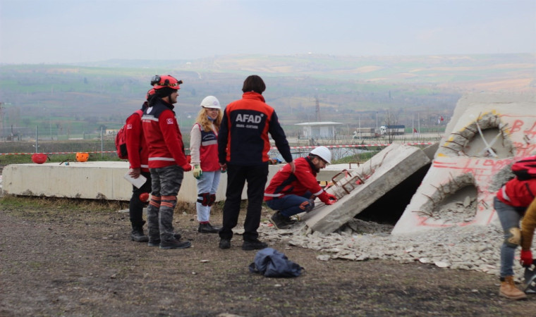 100 bin arama kurtarma personeli için Tekirdağ’da afet eğitimi