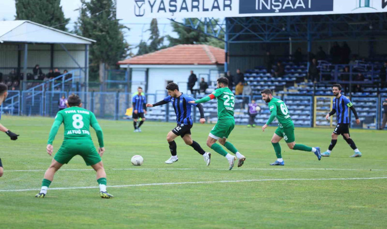 TFF 2. Lig: Karacabey Belediyespor: 0 - Kırklarelispor: 0