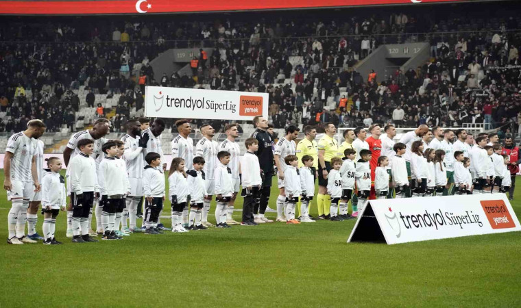 Trendyol Süper Lig: Beşiktaş: 0 - Konyaspor: 0 (Maç devam ediyor)