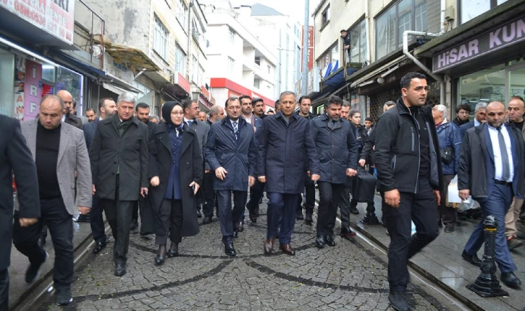 Bakan Yerlikaya Çorlu Esnafını Ziyaret Etti