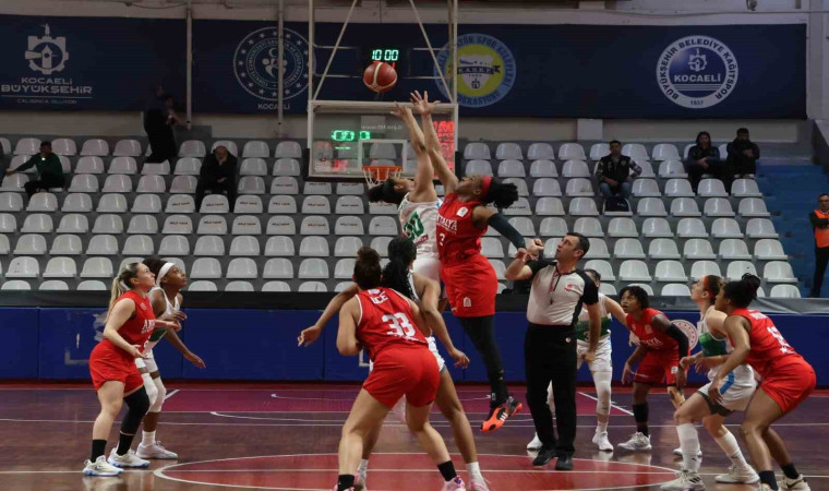 Kadınlar Basketbol Süper Ligi: İzmit Belediyespor: 102 - Antalya BŞB Toroslar: 79