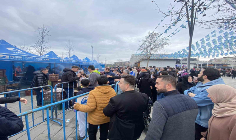 Murat Kurum, Pendik’te hamsi festivaline katıldı