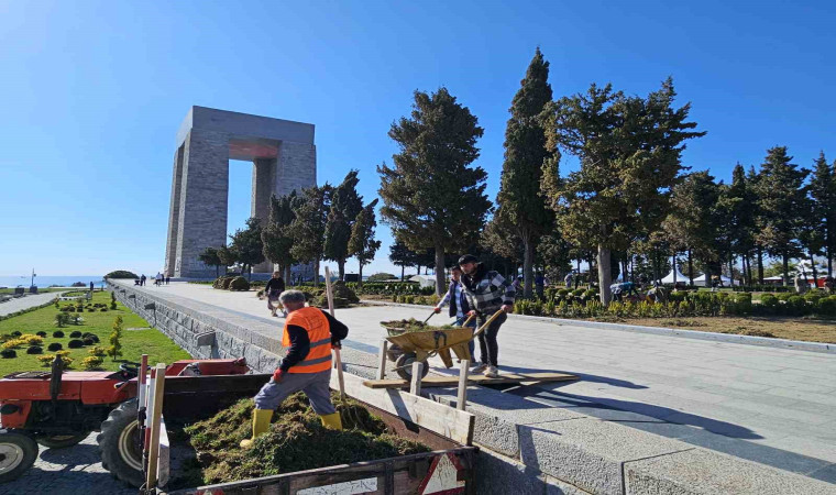 Şehitler Abidesi’nde 18 Mart tören hazırlıkları devam ediyor