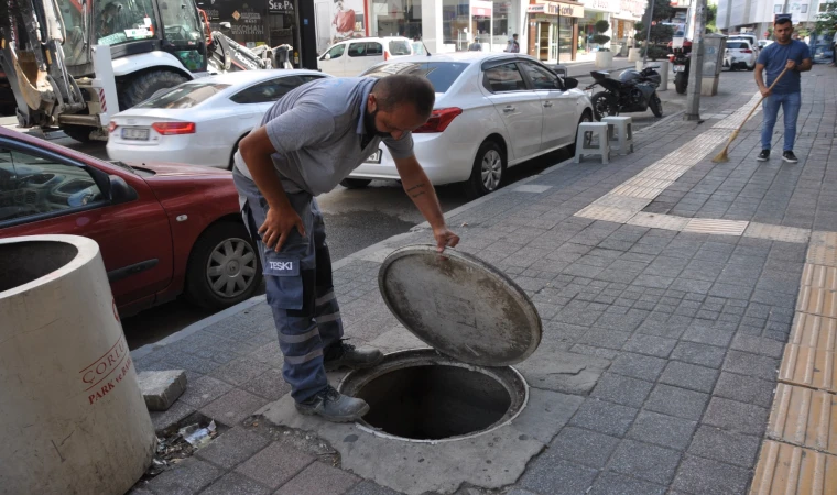 Lavabolara Dökülen Atık Yağlar Rögarları Tıkıyor