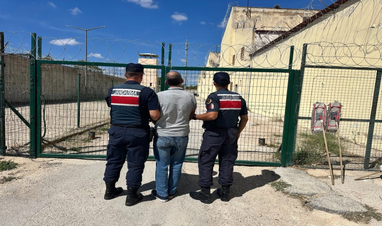 Kırklareli’nde çeşitli suçlardan aranması olan 18 şüpheli yakaladı