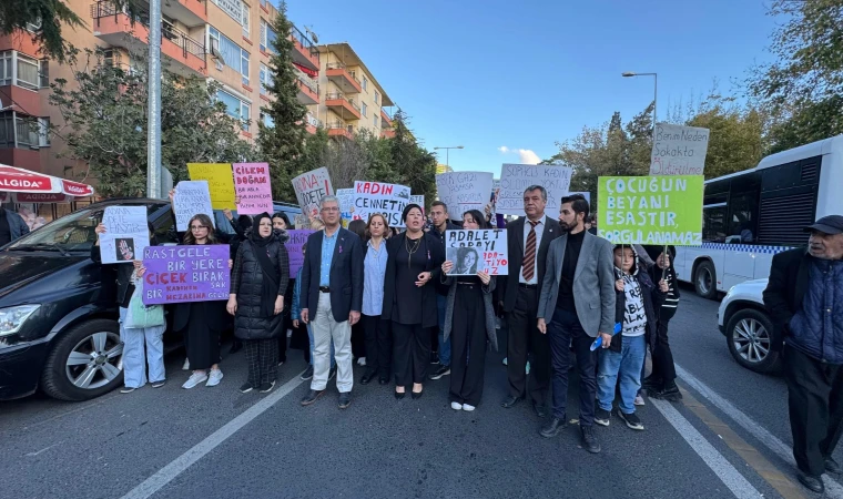 Kadına Şiddete Karşı Yürüyüş Düzenlendi