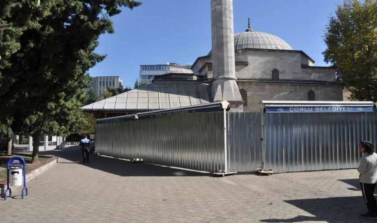 Tarihi Süleymaniye Cami’nde Çalışmalar Başladı