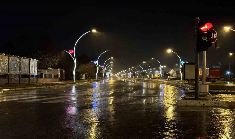 Edirne’de sağanak yağış ve lodos etkili oldu