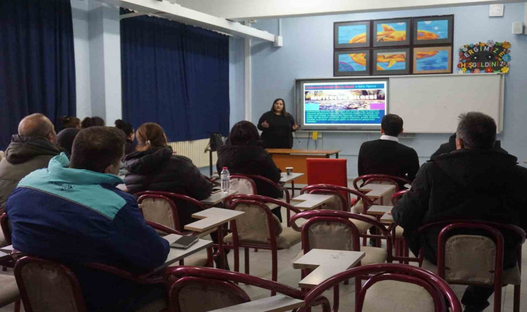 Edirne’de veliler haftanın 1 günü okula gidiyor