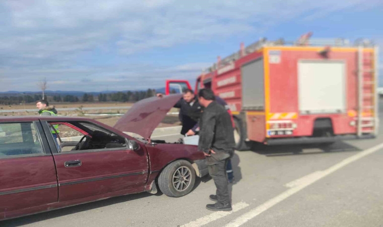 Çanakkale’de tır ile otomobil çarpıştı: 1 yaralı