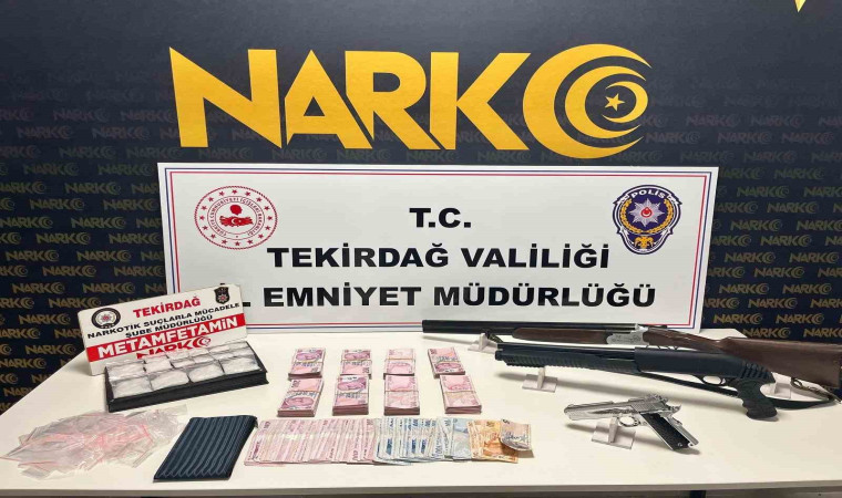 Tekirdağ’da polis uygulamalarında çok sayıda uyuşturucu madde ve silah ele geçirildi