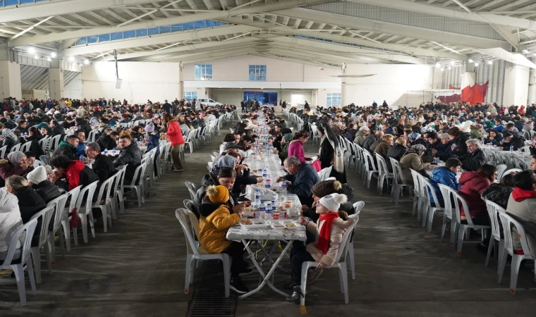 Çorlu Belediyesi’nden Senenin İlk İftar Sofrası