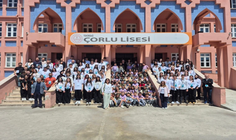 Çorlu Lisesi’nde TÜBİTAK Bilim Fuarı Düzenledi