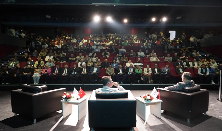 Demokratikleşme Sorunları Masaya Yatırıldı