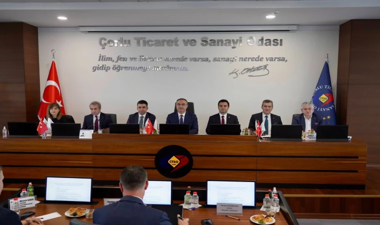 Vali Soytürk, Çorlu’da Toplantı Yaptı