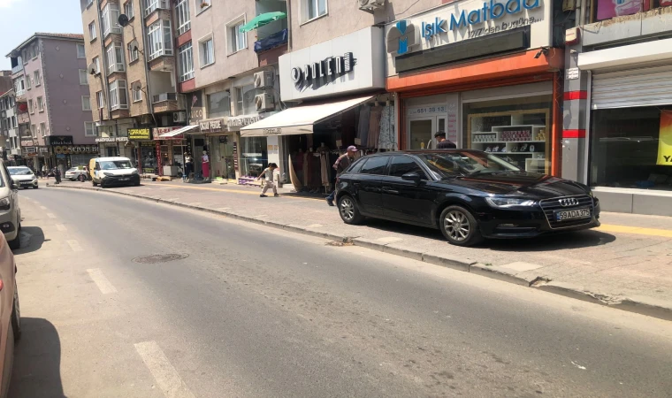 Kaldırımlar Park Yeri Haline Geldi!