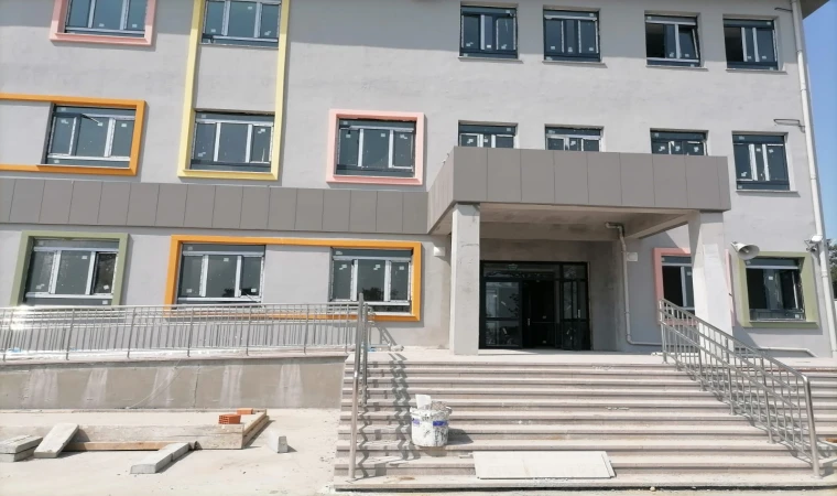 Yenice Mahallesi’ndeki Okul İnşaatı Bitmek Üzere