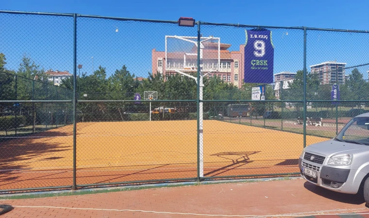 Turnuva Öncesi Parka Bakım Yapıldı