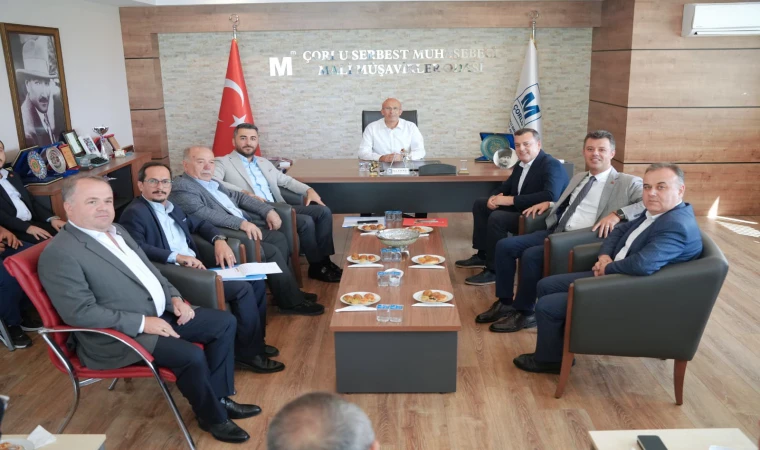 CHP Heyeti Ziyaretlerde Bulundu