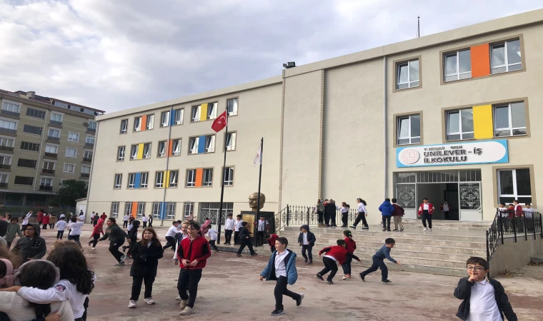 Okul Kıyafeti Bilmecesi Başlıyor!