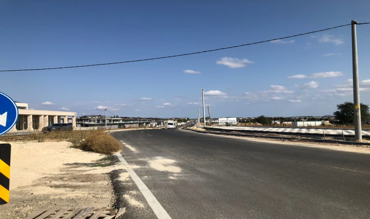 Büyükşehir Yol Çalışmalarını Sürdürüyor