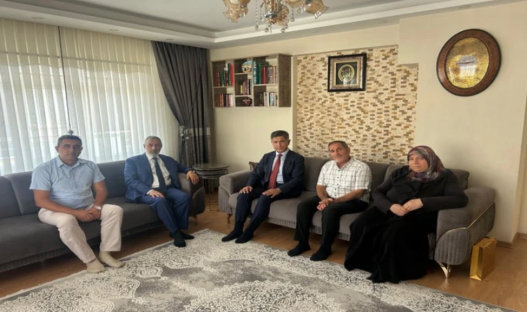 Kaymakam Erten, Şehit Ailesini Ziyaret Etti
