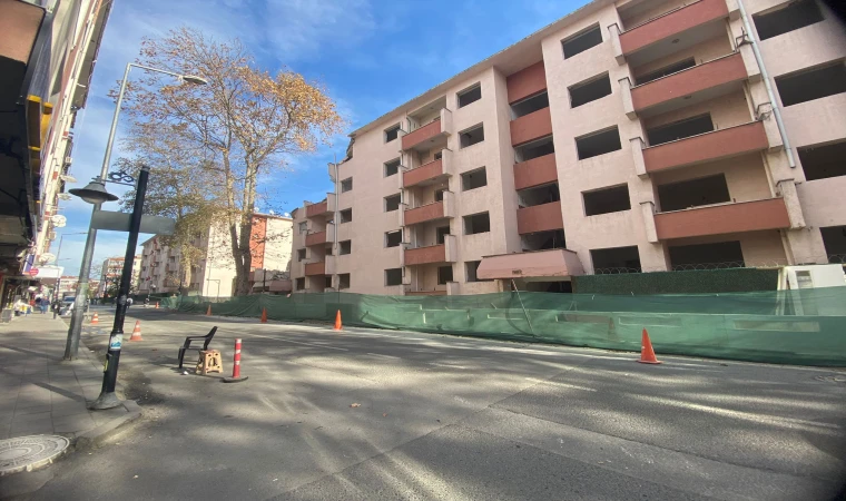 Lojmanların Yıkımı Başladı