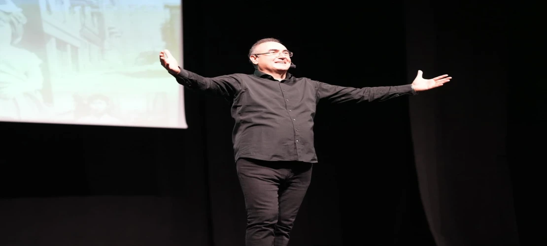 Sunay Akın “Memleket Kumaşı” ile Çorlu’yu Büyüledi