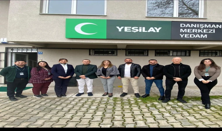 Anahtar Parti’den Yeşilay’a Ziyaret