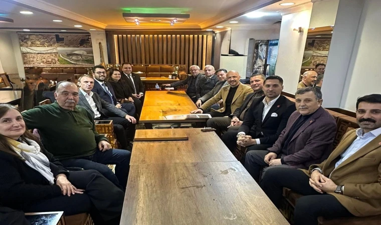 CHP İlçe Başkanları Toplantısı Yaptı