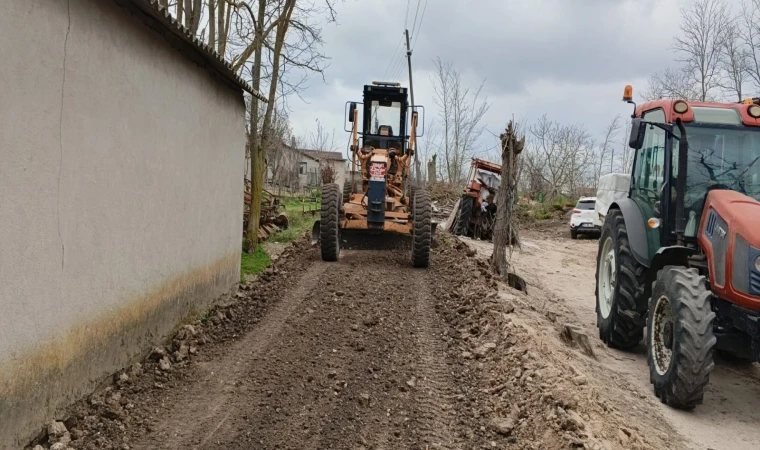 Ergene’de Yol Bakım Ve Onarım Çalışmaları Aralıksız Sürüyor