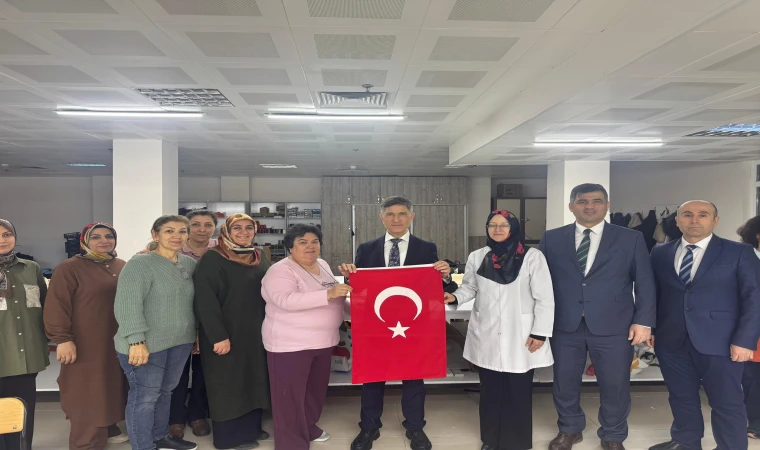 Kaymakam Erten Halk Eğitim Merkezini Ziyaret Etti