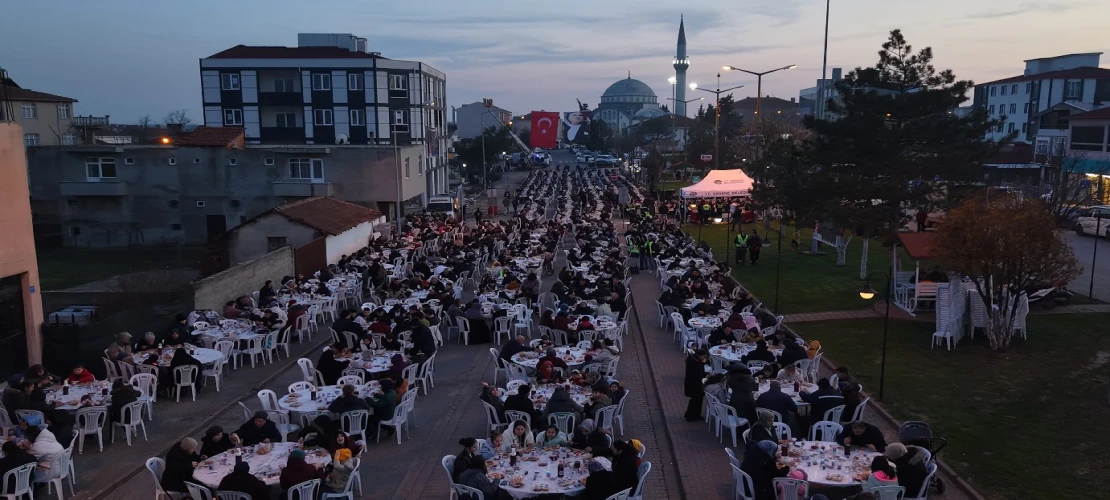 RAMAZANIN BEREKETİ MARMARACIK MAHALLESİNDE YAŞANDI!