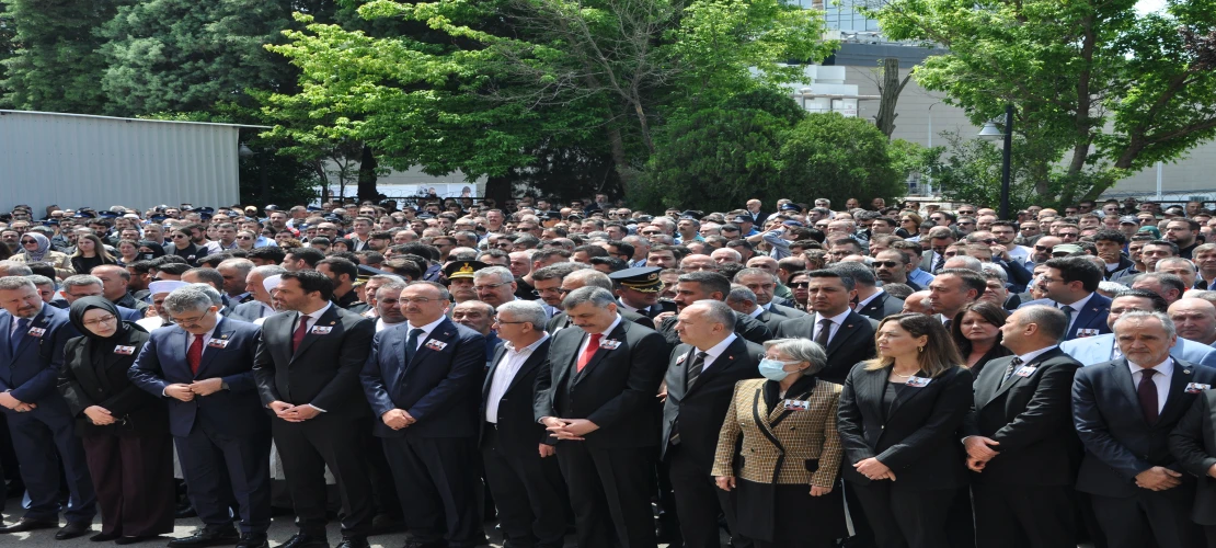 ÇORLU ŞEHİTLERİNE VEDA ETTİ
