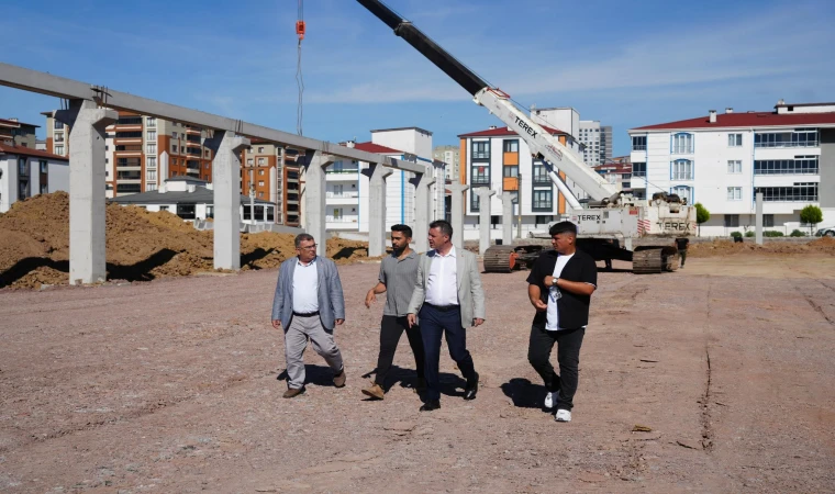 Kapalı Pazar Yerinde İnşaat Çalışmaları Sürüyor