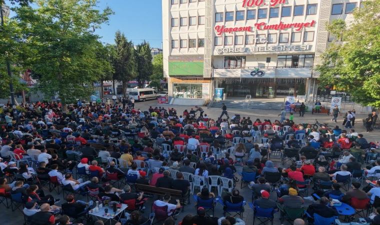Millî Takım İçin Tek Yürek Olduk
